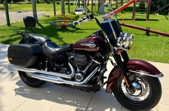 HARLEY-DAVIDSON SOFTAIL HERITAGE CLASSIC 